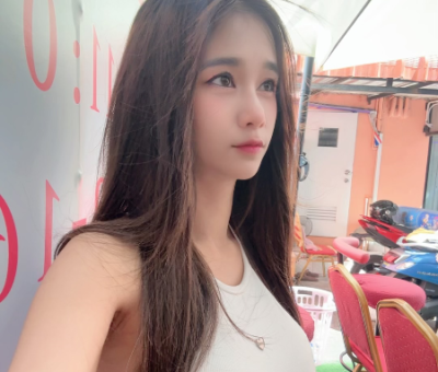 นู๋โบ – อ่อนนุช (25ปี)