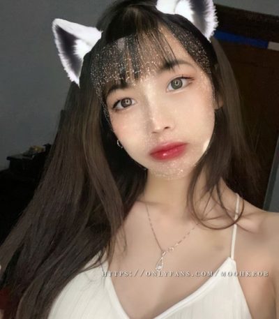 หมูกรอบ MoohKrob Onlyfans
