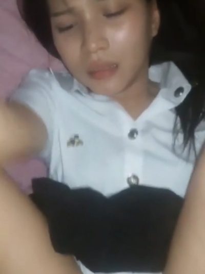 หลุด น.ศ