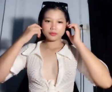SS Poy จัดเต็ม ID: 4022891493 thlive/ช้างlive